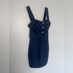 Guess denim form fitting dress size XS